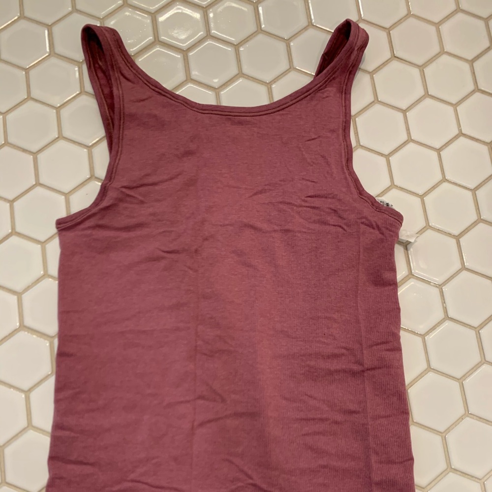 Lululemon seek simplicity reversible tank